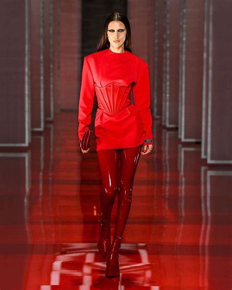 fashion week milano versace|versace fall collection.